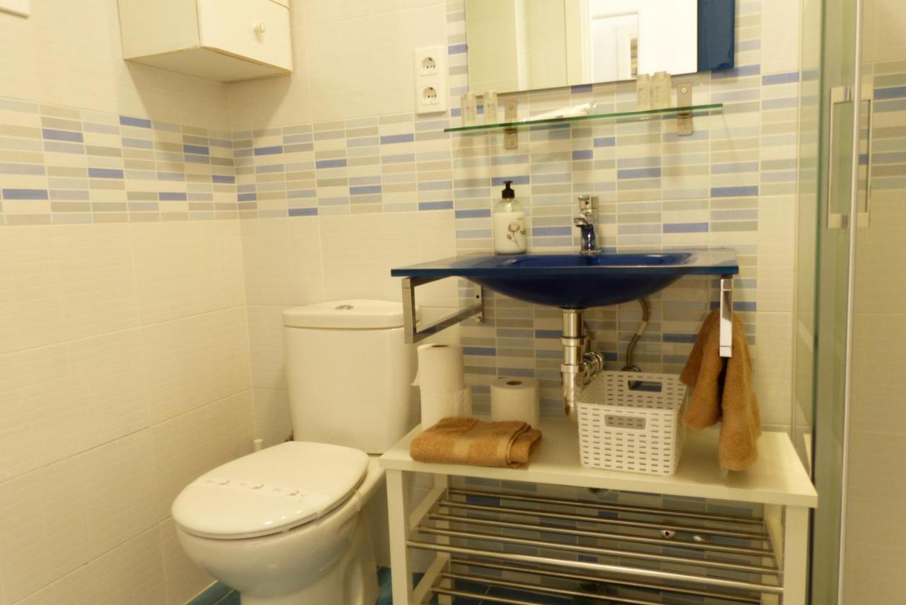 Апартаменты Studio With Access To The Garden. Open Pool. Beach Very Close. Wifi & Netflix Free Бенальмадена Экстерьер фото